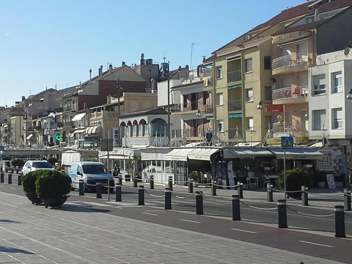 50 M De La Plage! Proche Du Centre Ville! Piscine! Vue Sur Mer Et Montagnes! Wifi! 2 Velos A Disposition! Cambrils Exteriör bild